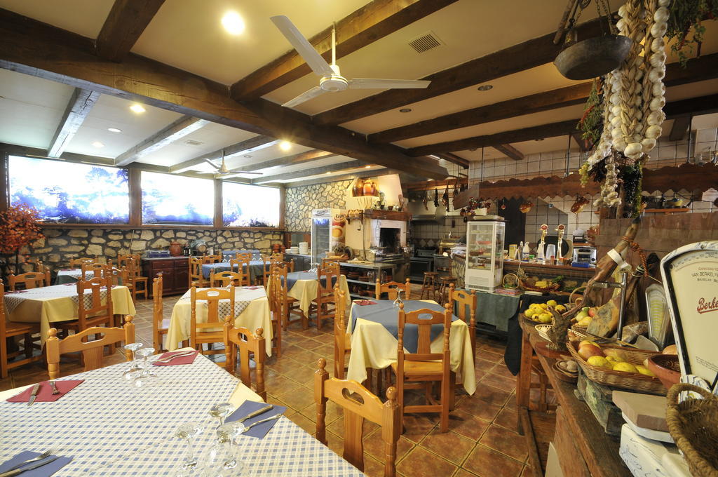 Hospedaje Rural Casa Parri Poveda de la Sierra Zewnętrze zdjęcie